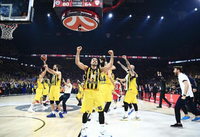 Şampiyon Fenerbahçe Euroleague kupasını aldı