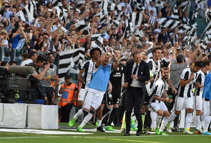 Cuadrado, Allegrinin sırtına çıktı