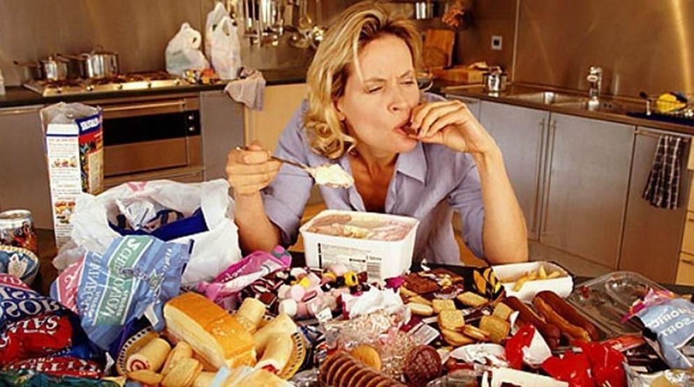 Depresyon duygusal yeme sendromuna yol açıyor