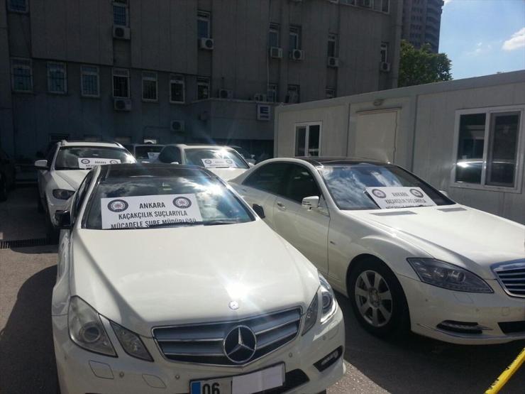 Ankarada kaçak lüks otomobillere el koyuldu