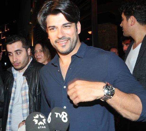 Fahriye Evcen’in Cannes’daki kıyafeti için yorum yaptı
