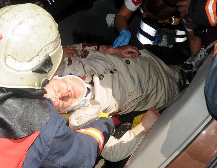 Sürücü yol ayrımında kararsız kalınca böyle oldu