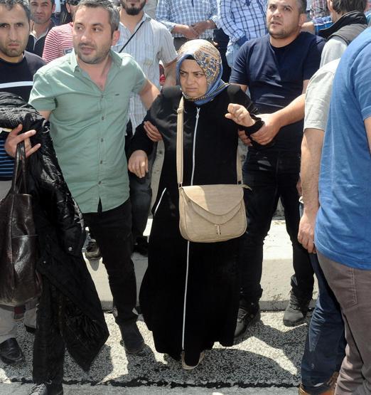 Sürücü yol ayrımında kararsız kalınca böyle oldu