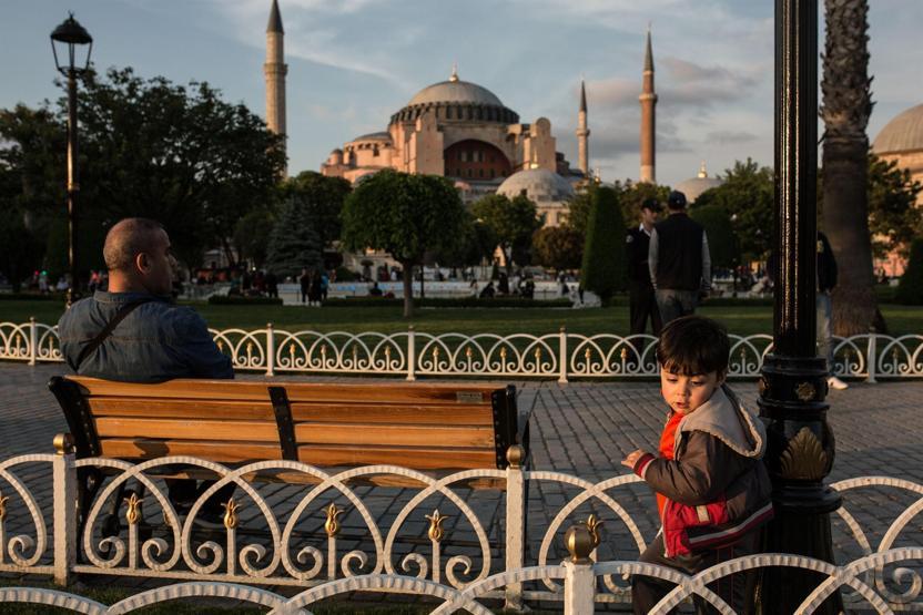 Sultanahmette ilk iftar