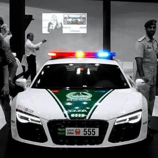 Dünyanın en hızlı polis arabası Dubaide