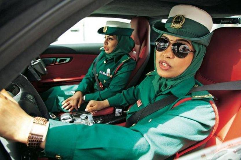 Dünyanın en hızlı polis arabası Dubaide