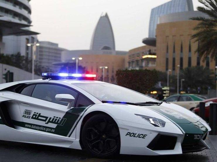 Dünyanın en hızlı polis arabası Dubaide