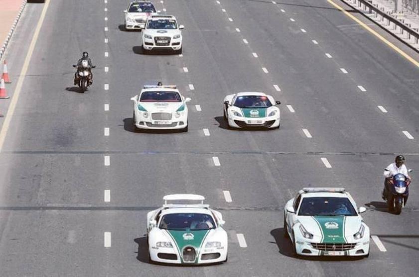 Dünyanın en hızlı polis arabası Dubaide