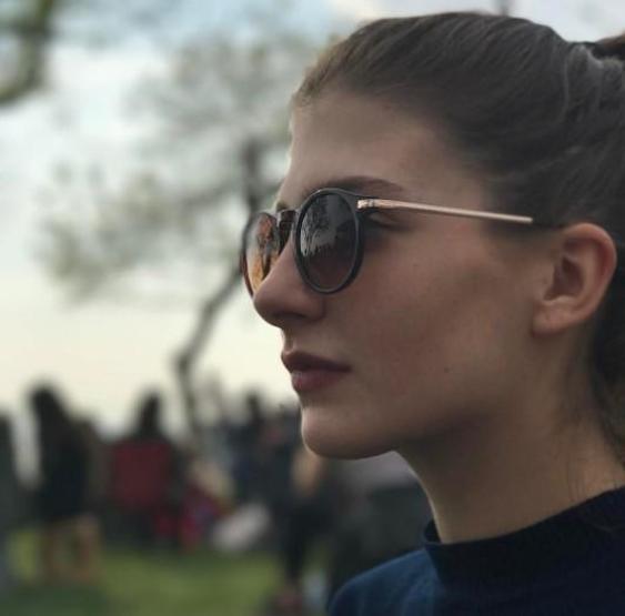 Kırgın Çiçeklerin Kaderi Instagramda set hallerini takipçileriyle paylaştı