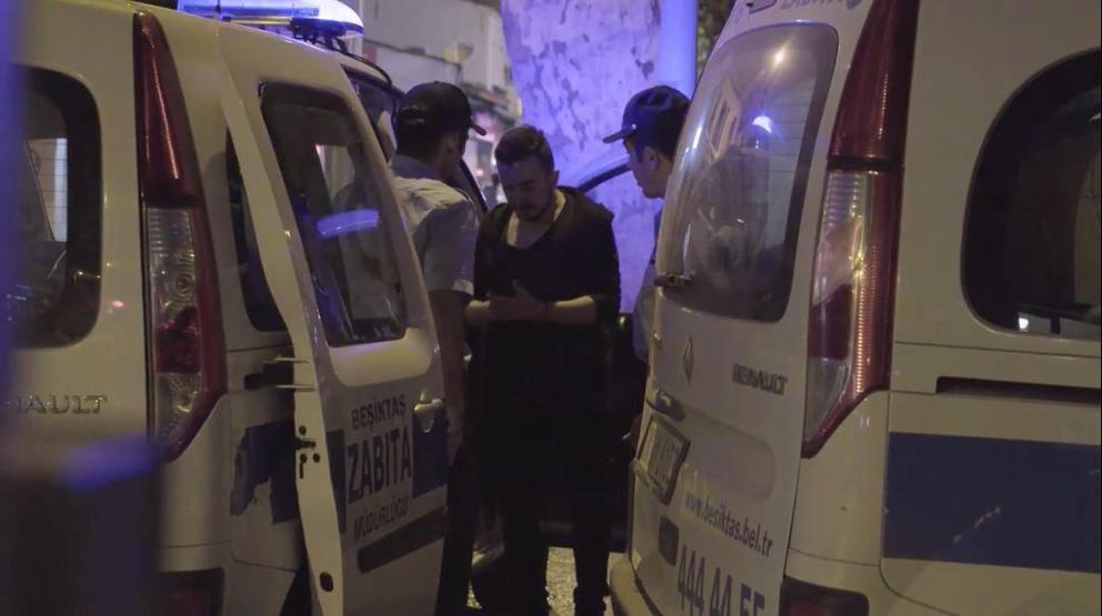 Beşiktaşta davul çalan fenomene zabıtadan para cezası