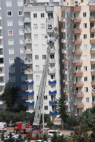 Mersin’de halat koptu, işçiler mahsur kaldı