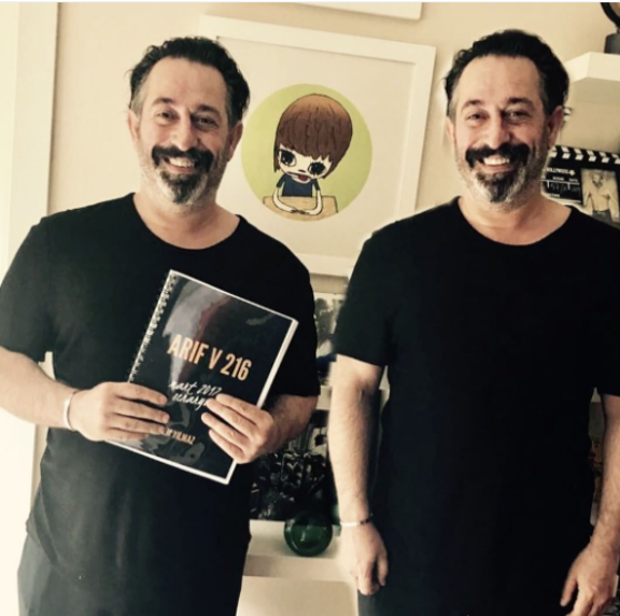 Arif V 216 filminin kadrosu