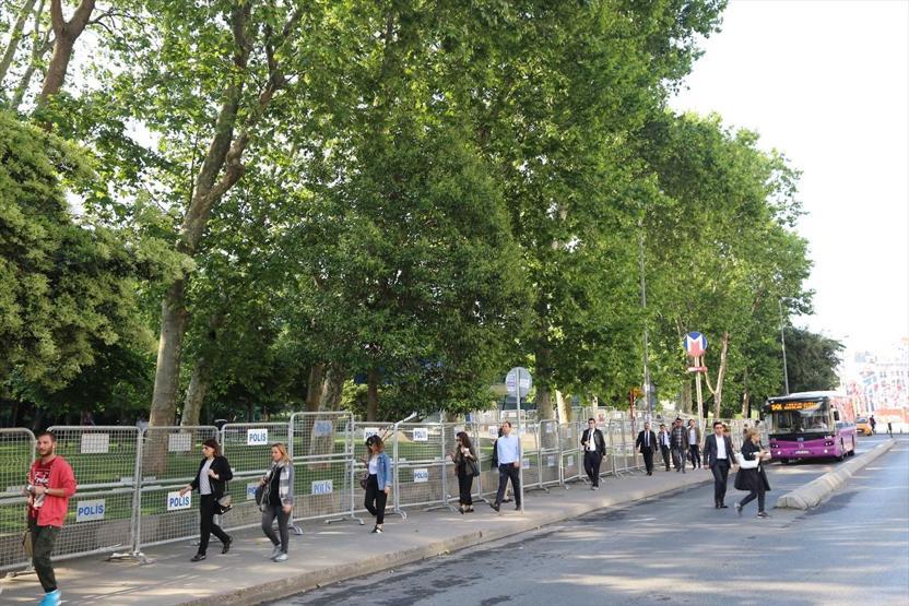 Taksimde Gezi önlemi