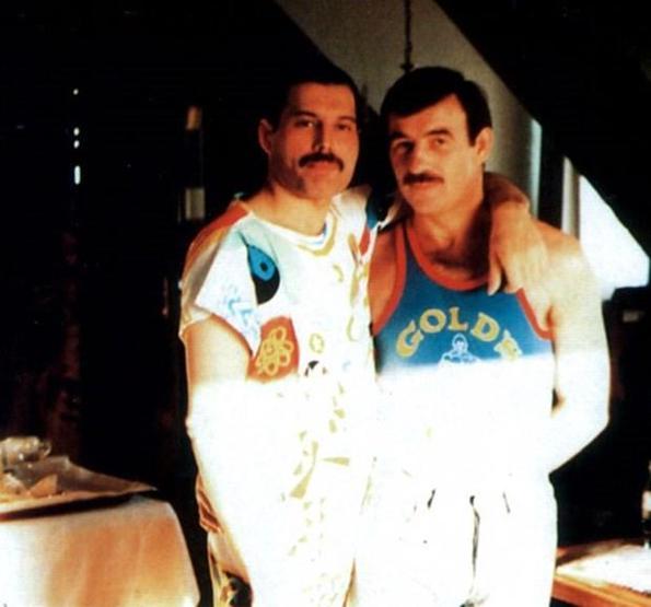 Freddie Mercuryyi hiç böyle görmediniz