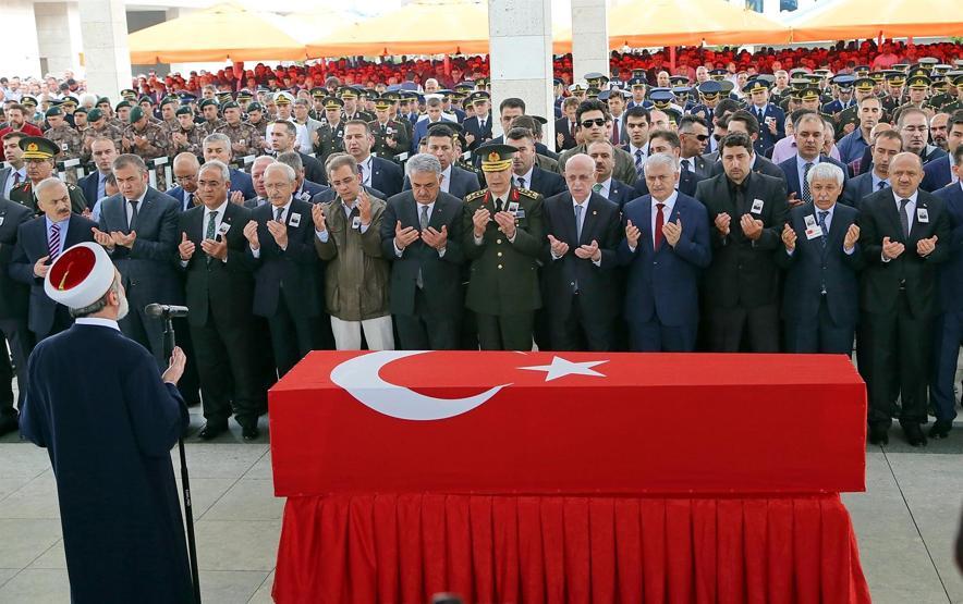 Şehit albay Ankarada toprağa verildi