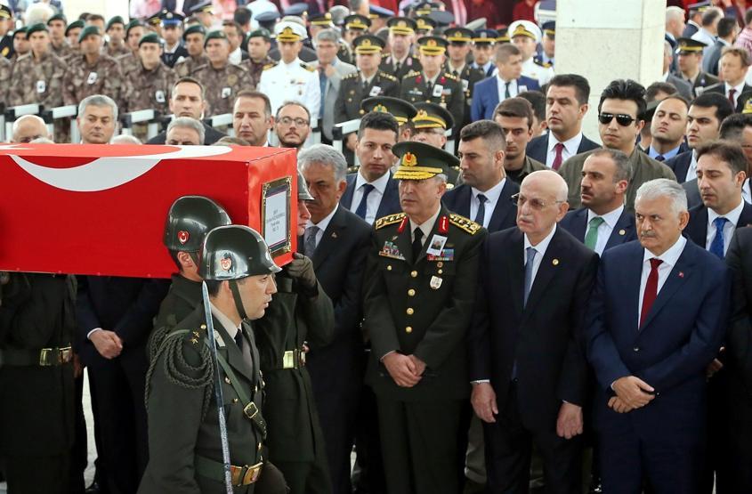 Şehit albay Ankarada toprağa verildi