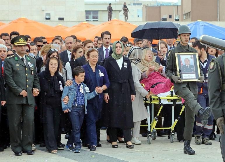 Şehit albay Ankarada toprağa verildi
