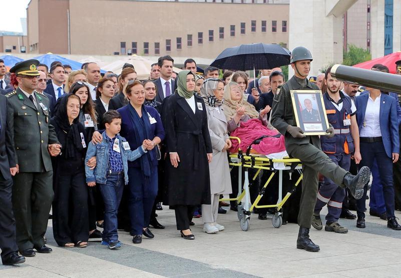 Şehit albay Ankarada toprağa verildi