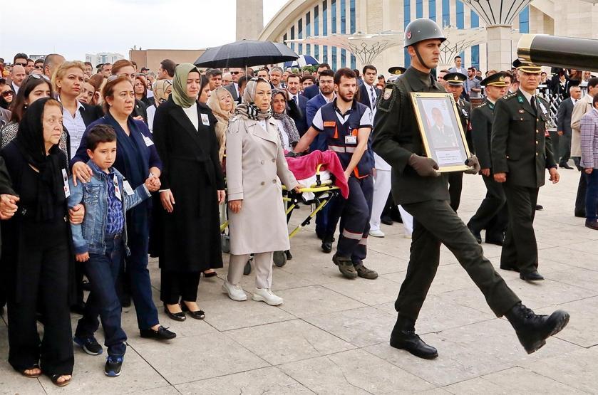 Şehit albay Ankarada toprağa verildi