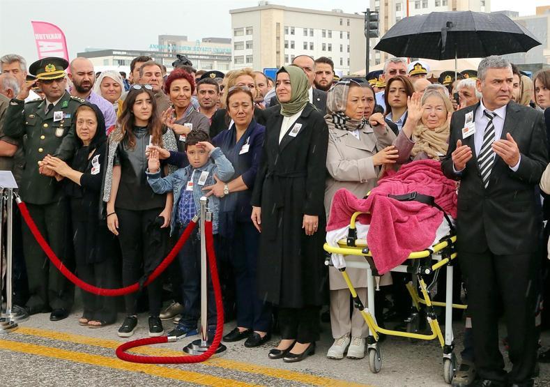 Şehit albay Ankarada toprağa verildi
