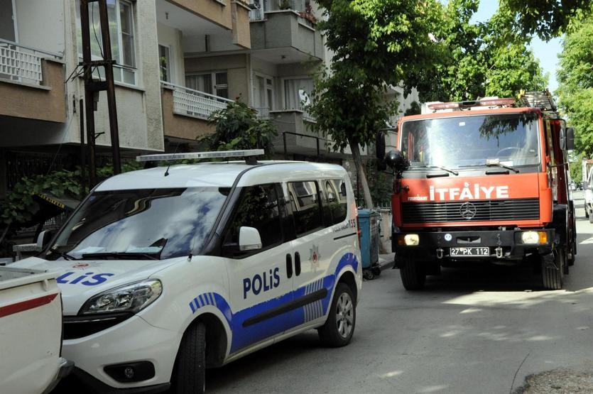 Bir haftadır aranan iki kız dairede kilitli bulundu