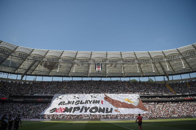 Şampiyon Beşiktaş kupasını aldı