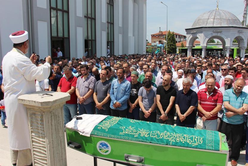Kendi salasını okuduktan 3 gün sonra öldü