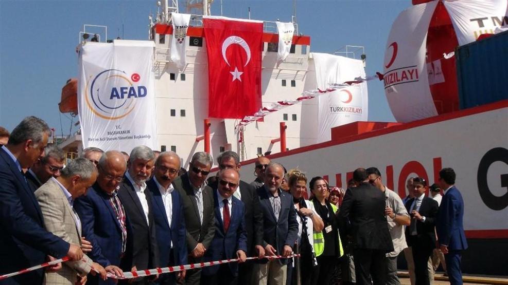 Türk Kızılay’ının yardım gemisi Somali’ye doğru ilerliyor