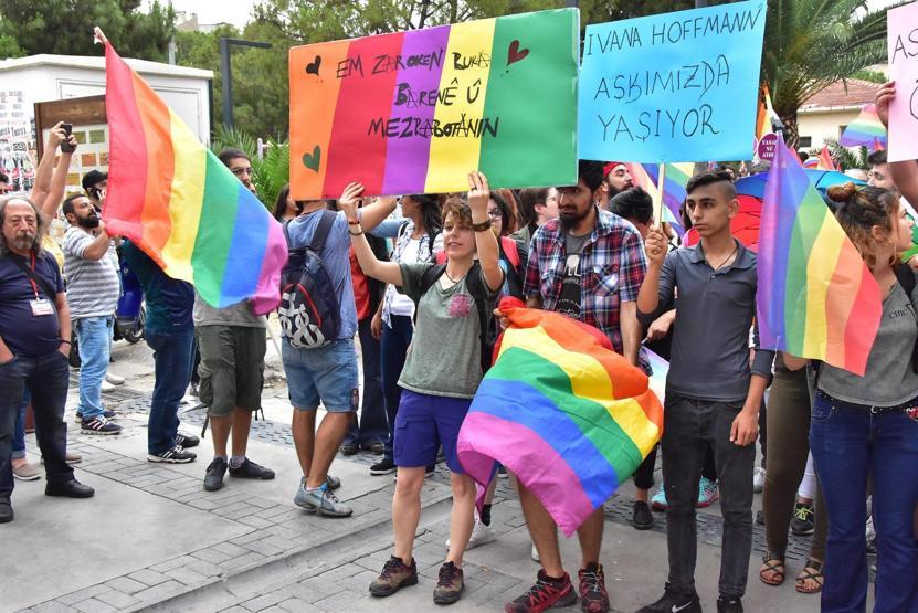 LGBT İzmirde beşinci kez yürüdü