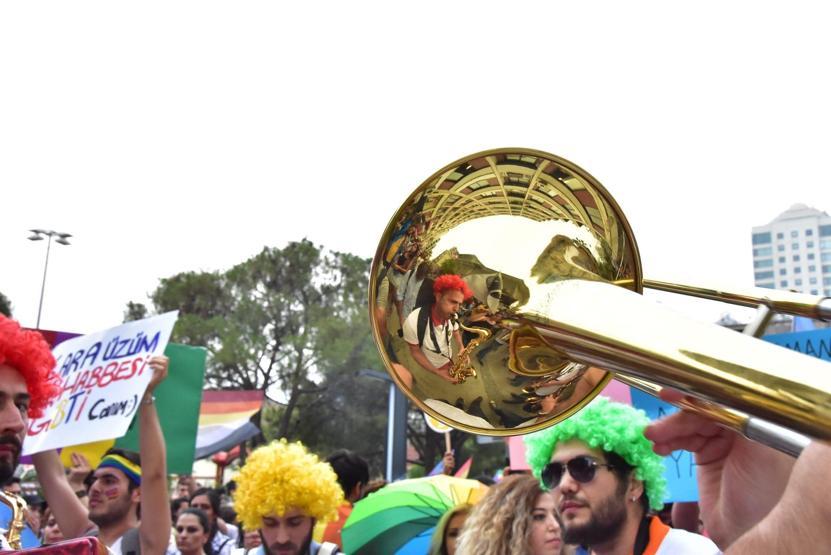 LGBT İzmirde beşinci kez yürüdü