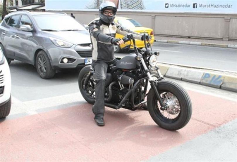 Kıvanç Tatlıtuğun 80 bin TL’lik motosikleti