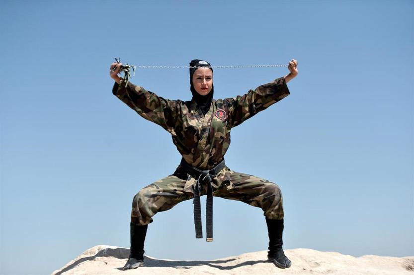 İranın Ninja kadınları
