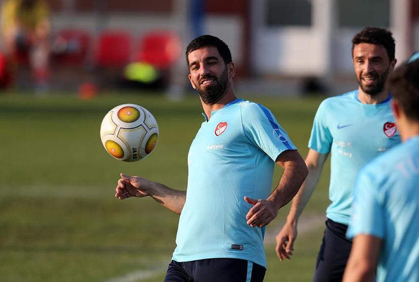 Son dakika: Arda Turan milli takım kampından gönderildi