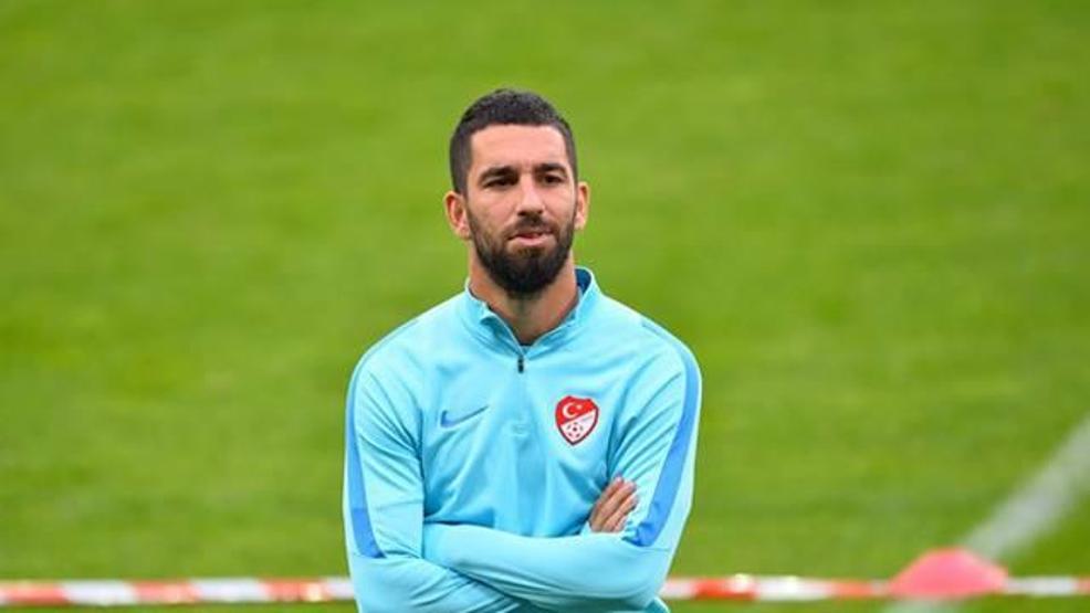 Son dakika: Arda Turan milli takım kampından gönderildi