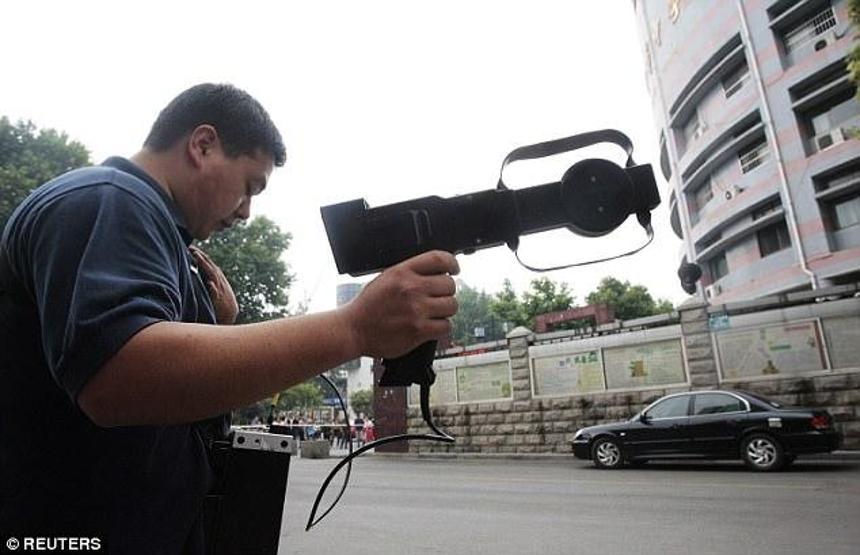 Çinli öğrencilerin üniversite giriş sınavındaki kopya taktikleri