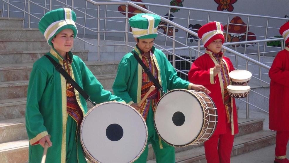Aydınlı miniklerin mehter takımı