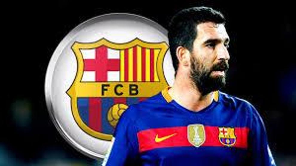 Arda Turan özel uçakla umreye gitti