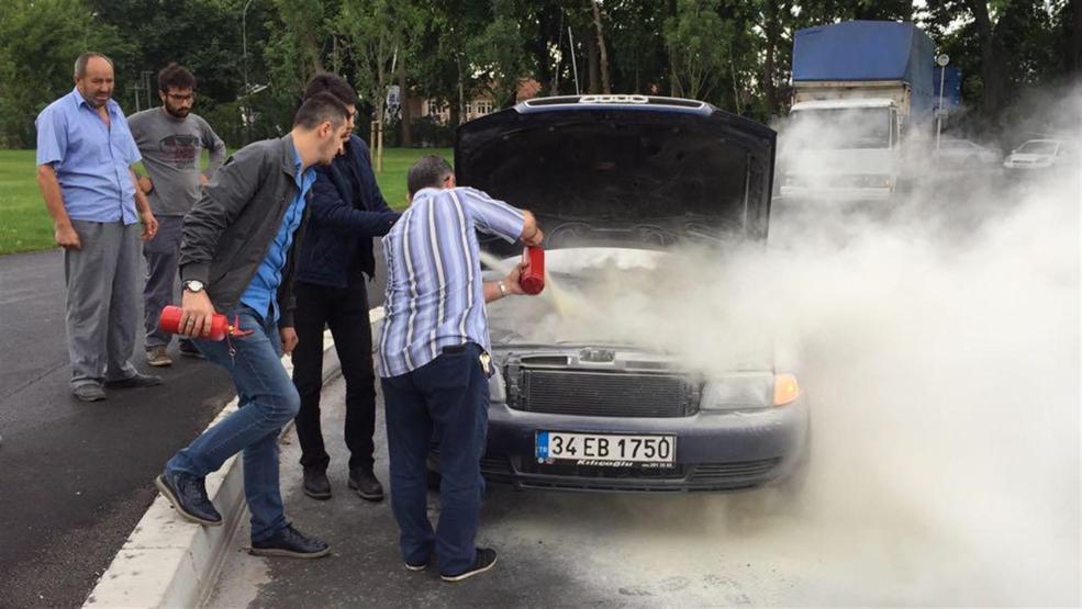 Otomobil birden alev alınca...
