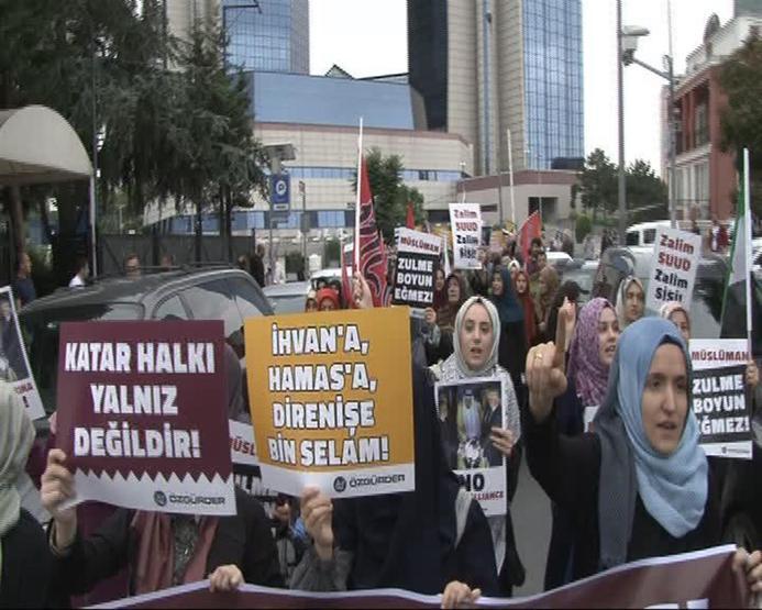 Özgür-Derden Suudi Arabistan protestosu: Suud elini Katardan çek
