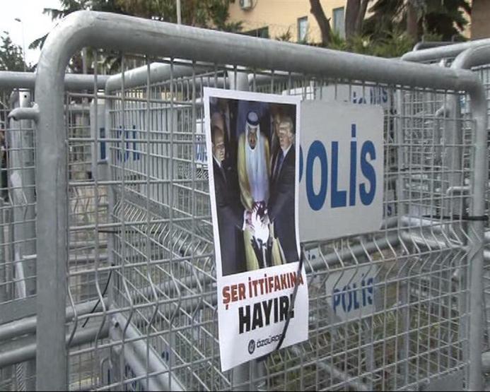 Özgür-Derden Suudi Arabistan protestosu: Suud elini Katardan çek