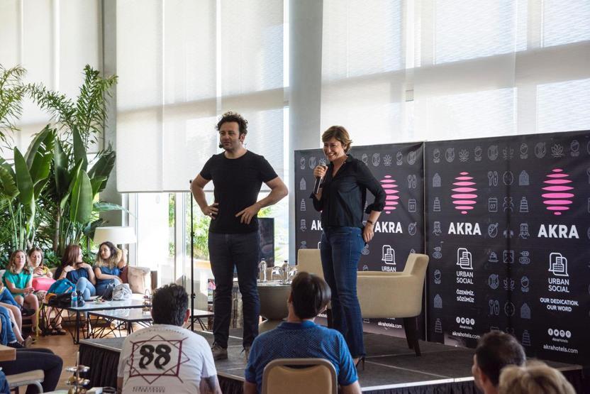 Erdil Yaşaroğlu, karikatüristlere dava açmayan tek siyasetçiyi açıkladı