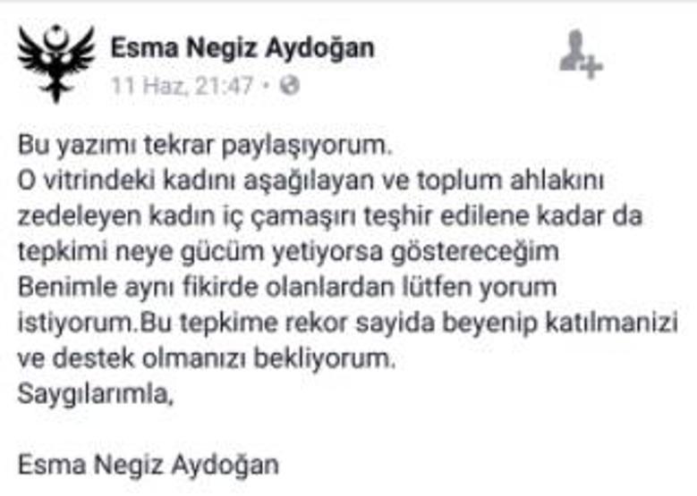 İç giyim mağazasının cansız mankenlerini protesto edecek