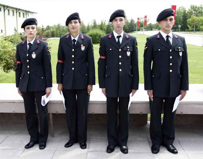 Jandarma 178. kuruluş yılını yeni üniformasıyla kutladı