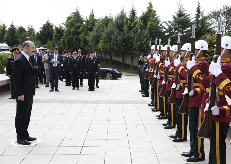 Jandarma 178. kuruluş yılını yeni üniformasıyla kutladı