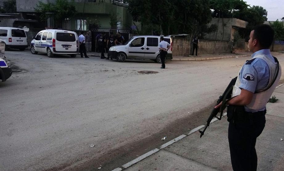 Adanada PKK operasyonu: 14 gözaltı