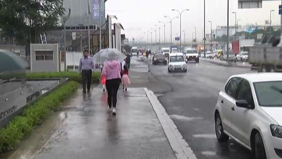 İstanbulda yağmur sürprizi
