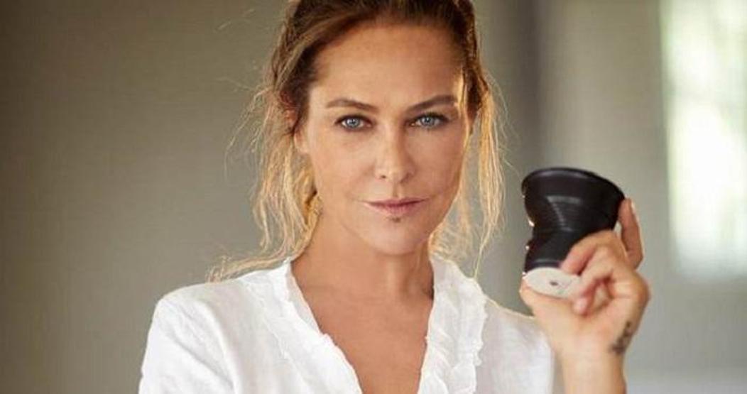 Hülya Avşardan dekolte açıklaması