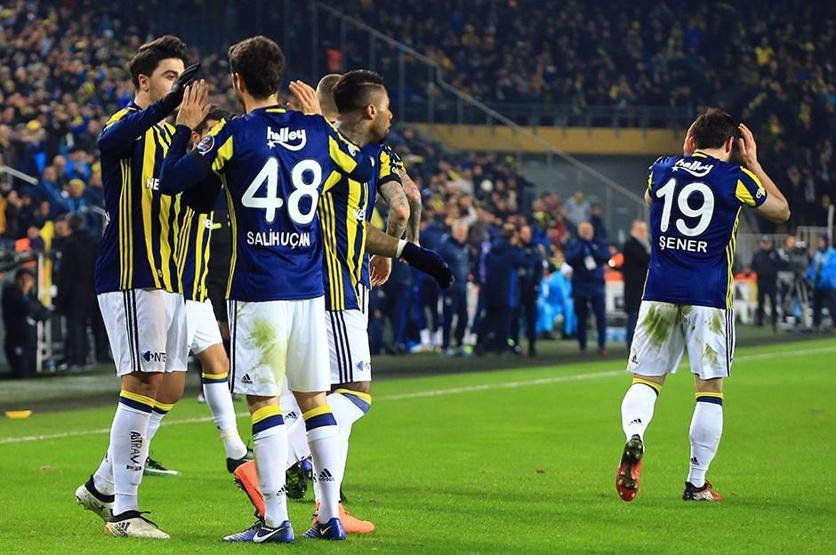 4 futbolcu Fenerbahçeden ayrılıyor