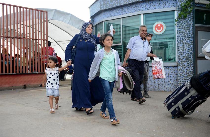Sınır kapısında bayram yoğunluğu devam ediyor