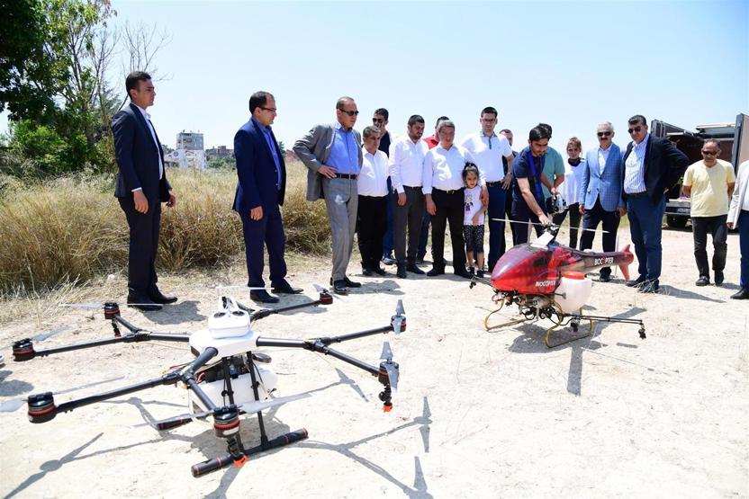 Adanada dronela sinek ilaçlaması